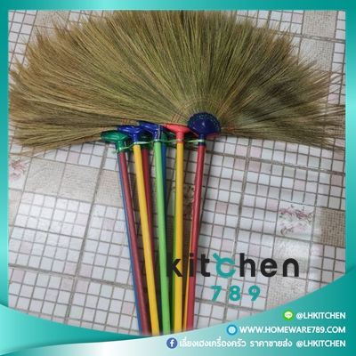 ไม้กวาดดอกหญ้า ไม้กวาด บ้าน ดอกหญ้าเกรดA ใช้พลาสติกยึด เย็บแน่น ไม่ขึ้นรา (พร้อมส่งจากไทย) - Image 4